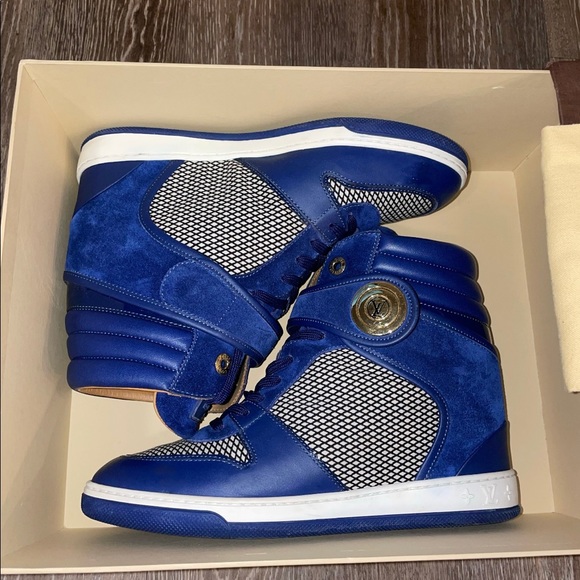 LOUIS VUITTON
Calfskin Suede Postmark Wedge Sneakers Blue Roi - Picture 4 of 10